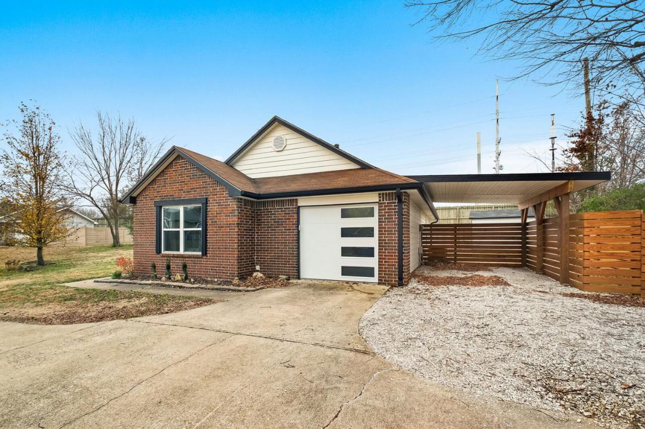 Ozk Trail House Bentonville Exterior foto